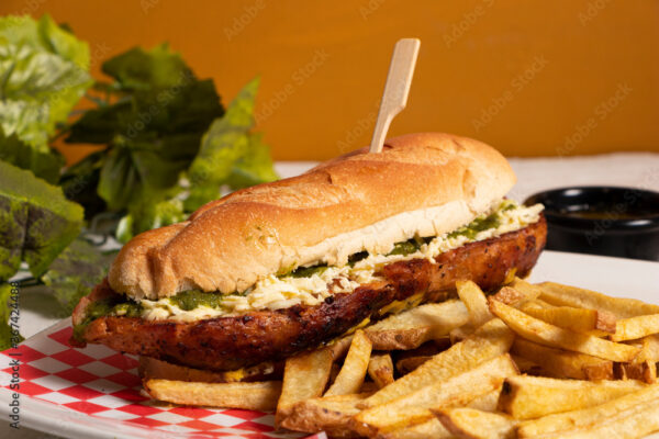 Choripan con chimichurri y papas - Image 2